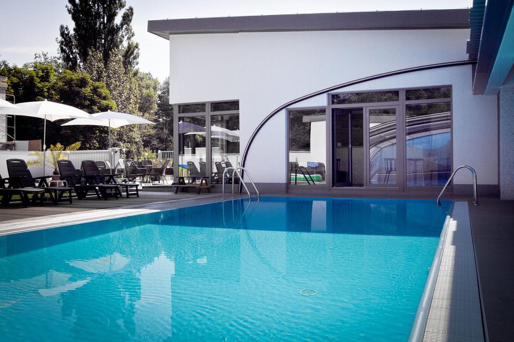 Vlnka Apartments Пиещани Екстериор снимка
